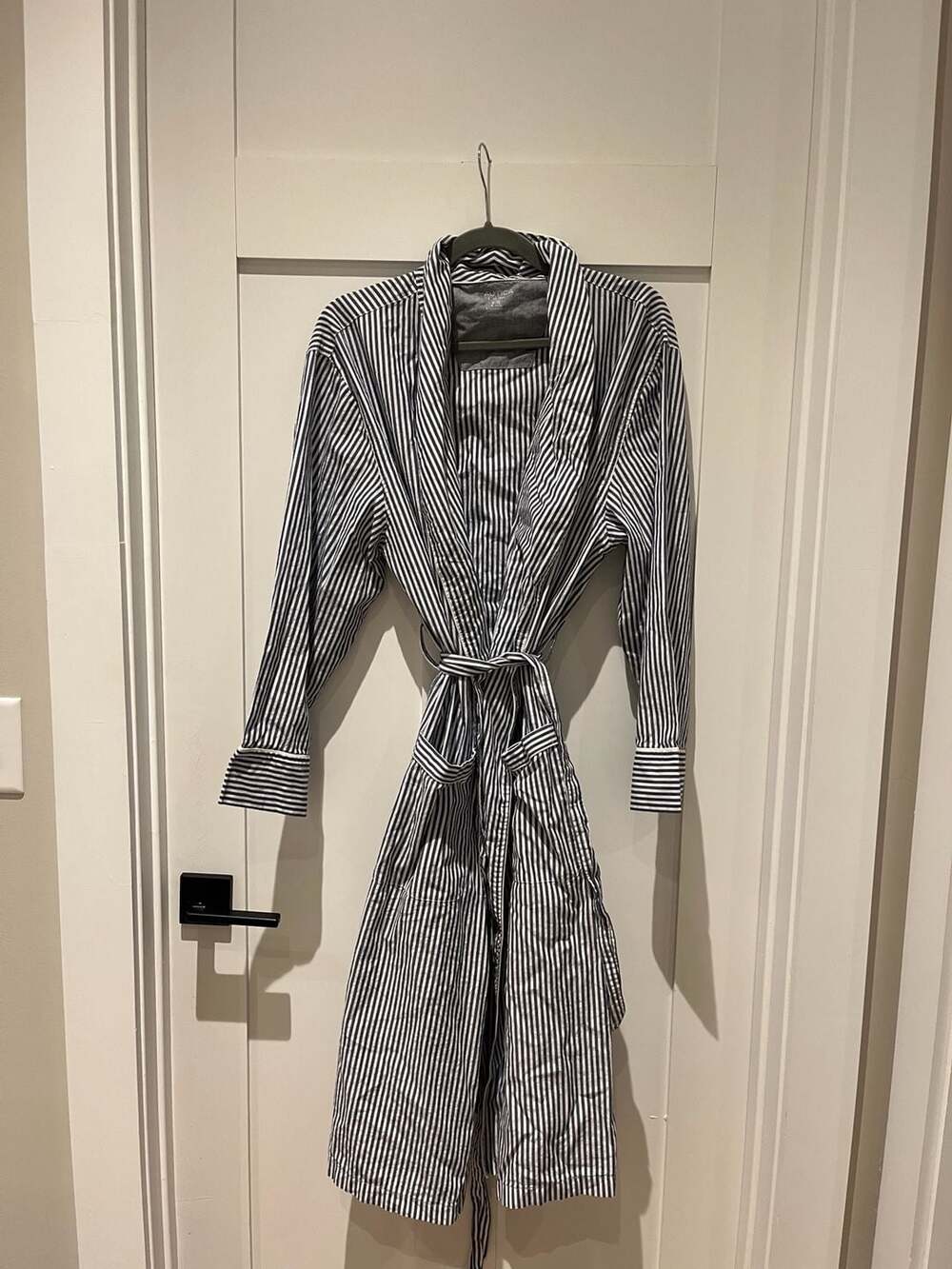 Nautica Men's Blue and White Striped 100% Cotton Robe Size L/XL